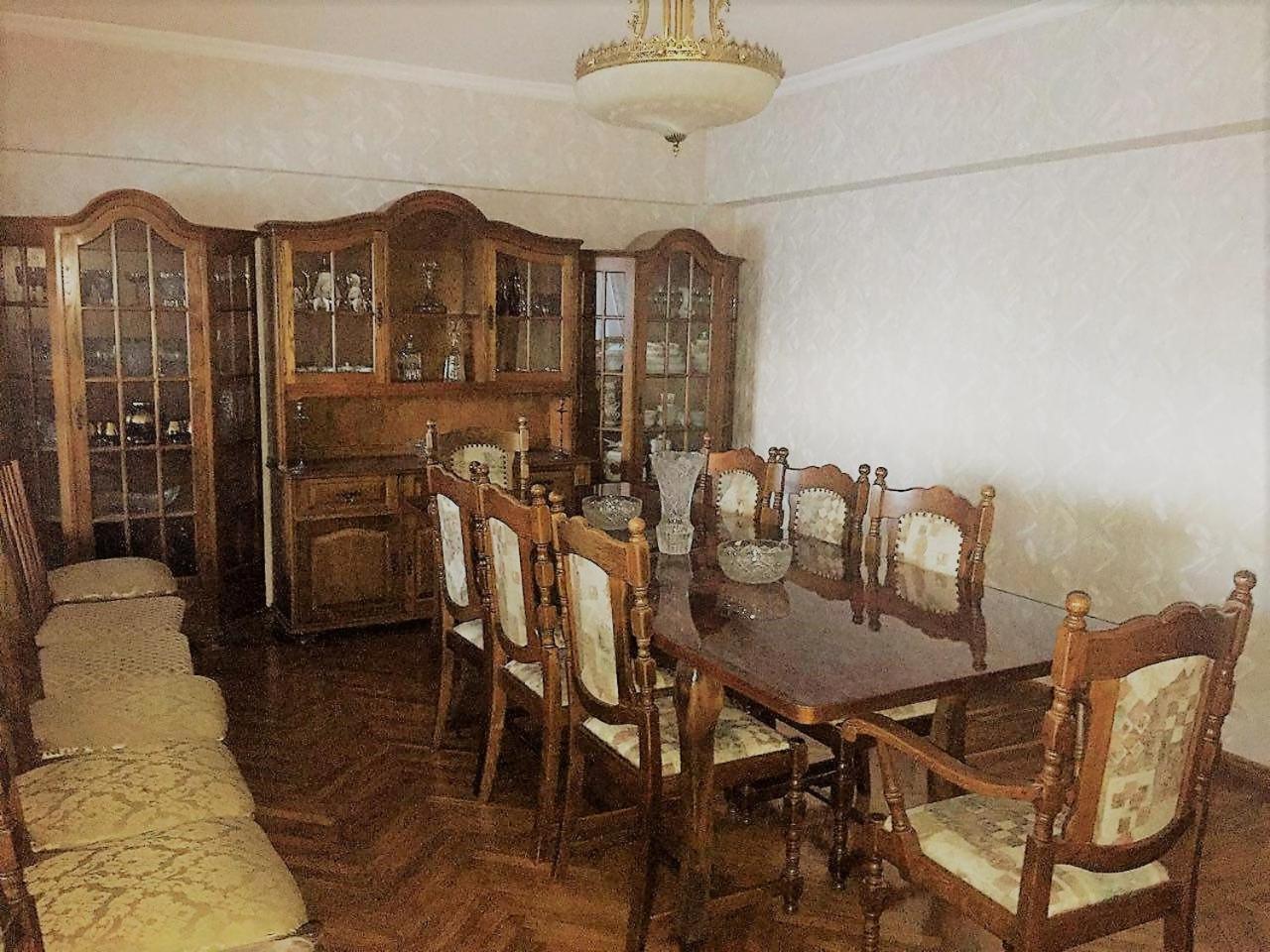 Апартаменты в Район Шайхонтохур — 100 кв. м., спальни: 3, собственных ванных: 1 Ташкент Экстерьер фото